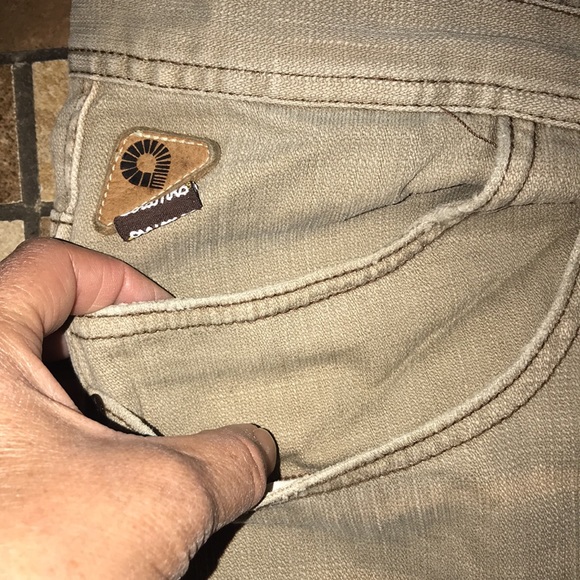 Men’s Akademiks Scripted Jeans - Picture 6 of 11